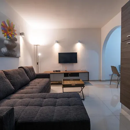 Sh6a- Qawra Prime Location 2 Bedroom St. Paul's Bay
